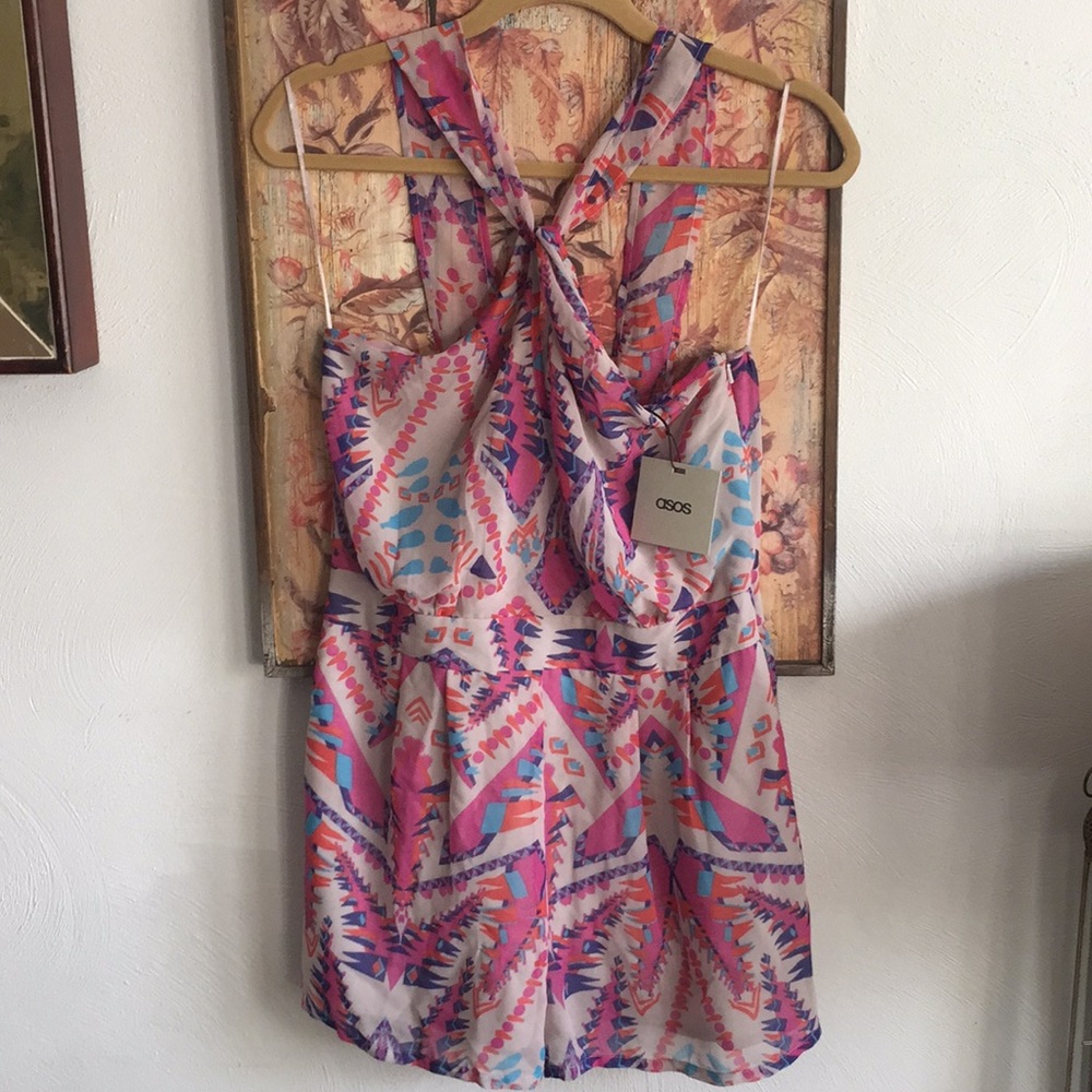 NWT ASOS JUMPSUIT ROMPER BOHO TRIBAL PRINT CROSS FRONT ROMPER 6